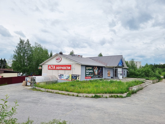 Снять  помещение свободного назначения